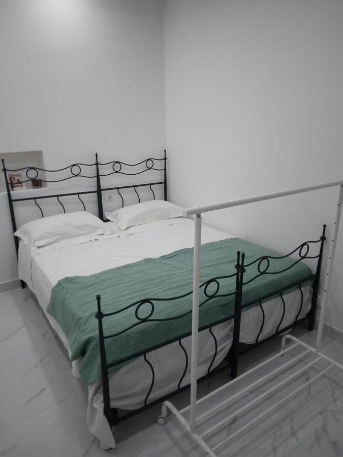 Casa Luisa Apartment Наполи Екстериор снимка
