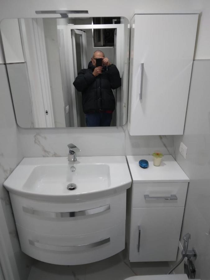 Casa Luisa Apartment Наполи Екстериор снимка