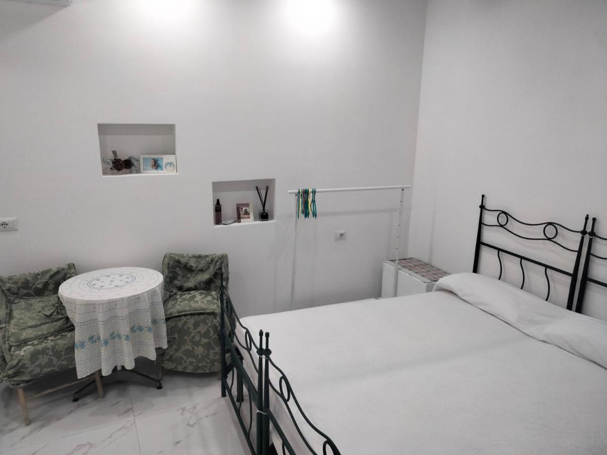 Casa Luisa Apartment Наполи Екстериор снимка